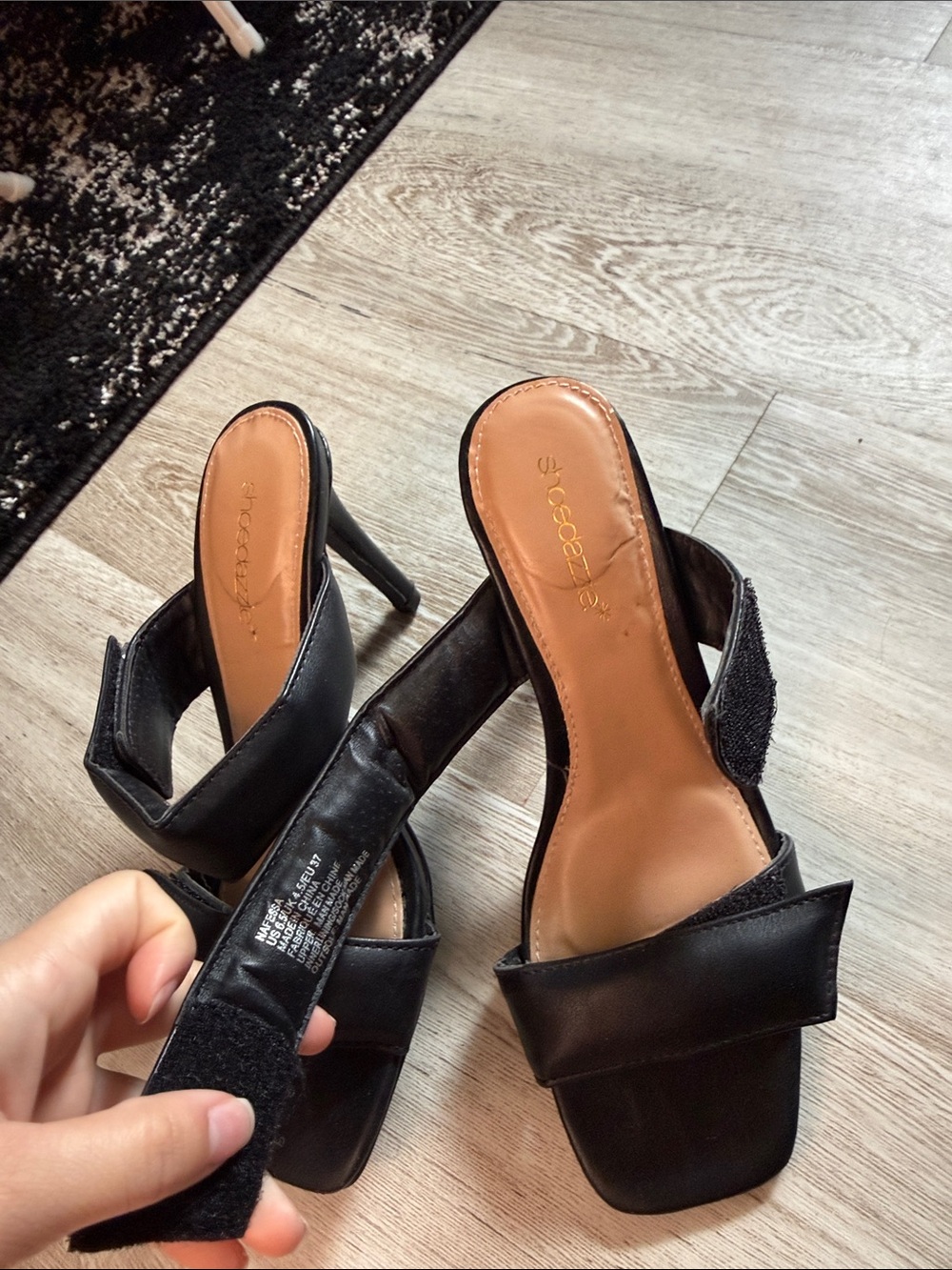 VELCRO SIZE 6.5 US BLACK HEELS STRAP - Picture 6 of 7